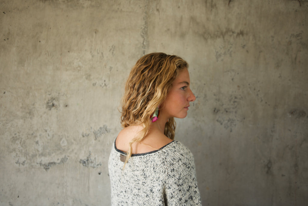Sweater jaspeado alpaca blanco marengo orilla lino