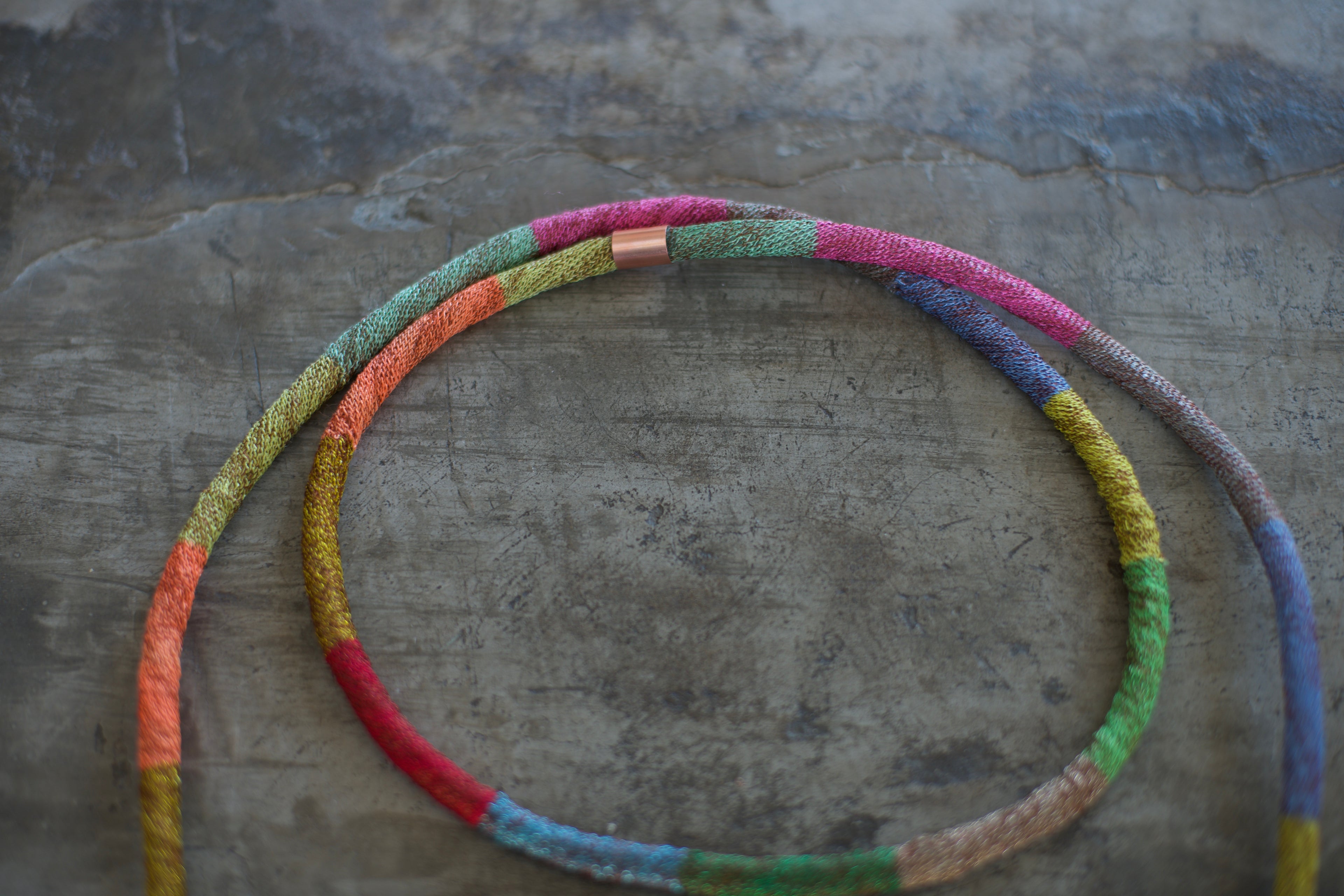 Collar tubular largo colores