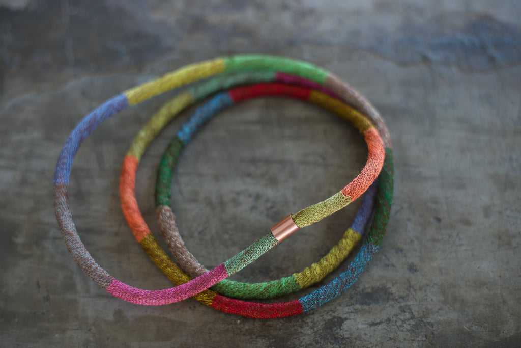 Collar tubular largo colores